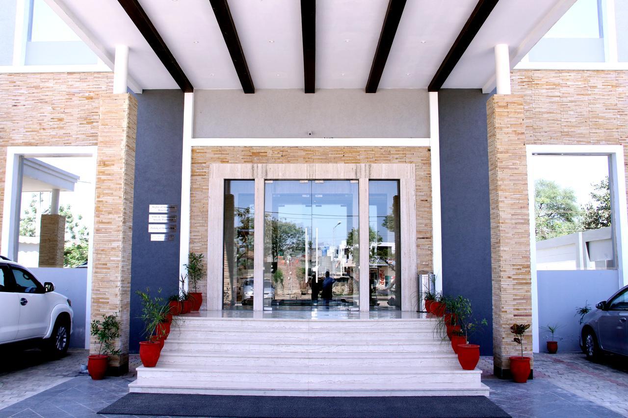 Continent Hotel Nawanshahr Nawashahr Exterior photo